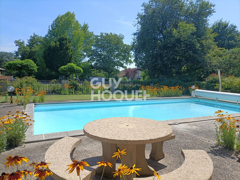 Maison - 170 m² - 6 pièces