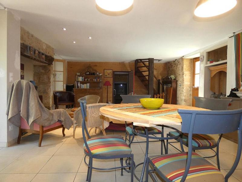 Maison - 170 m² - 6 pièces