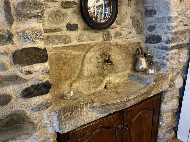 Maison - 600 m² - 12 pièces