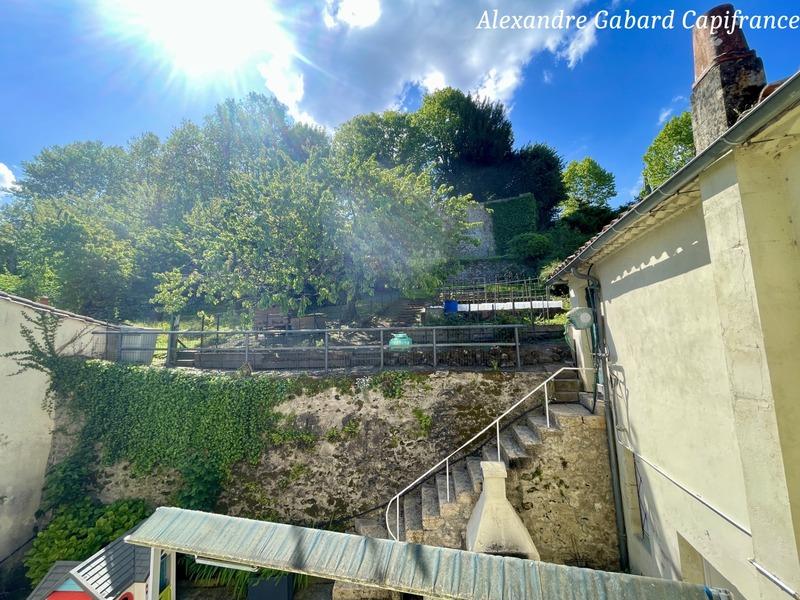 Maison en pierre - 160 m² - 6 pièces