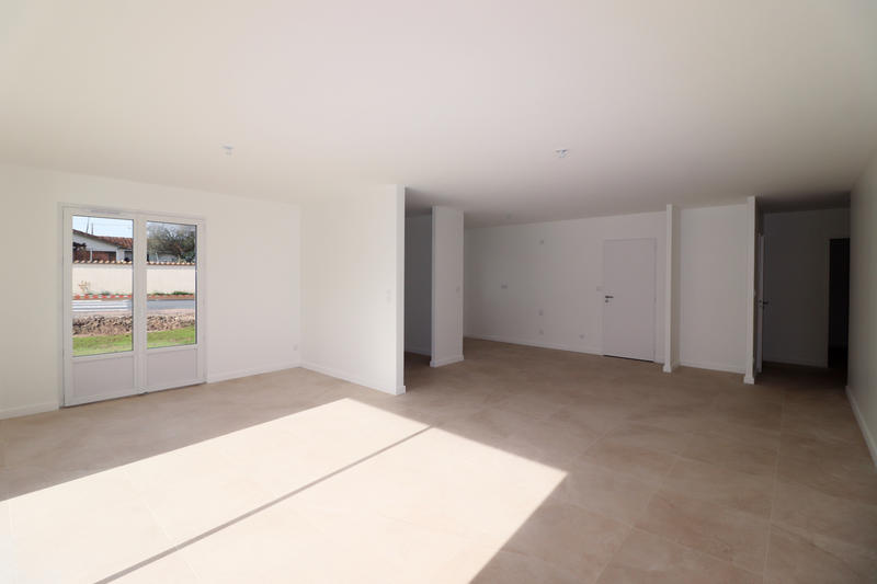 Maison - 99 m² - 4 pièces