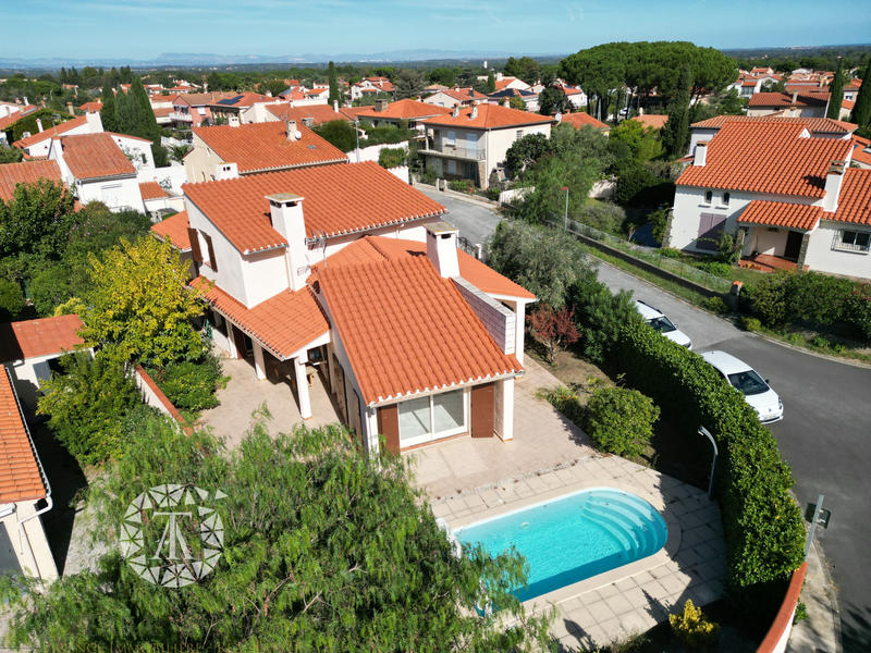 Villa - 157 m² - 5 pièces