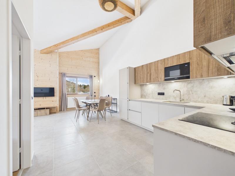 Appartement - 93 m² - 4 pièces