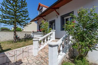 Maison - 191 m² - 9 pièces