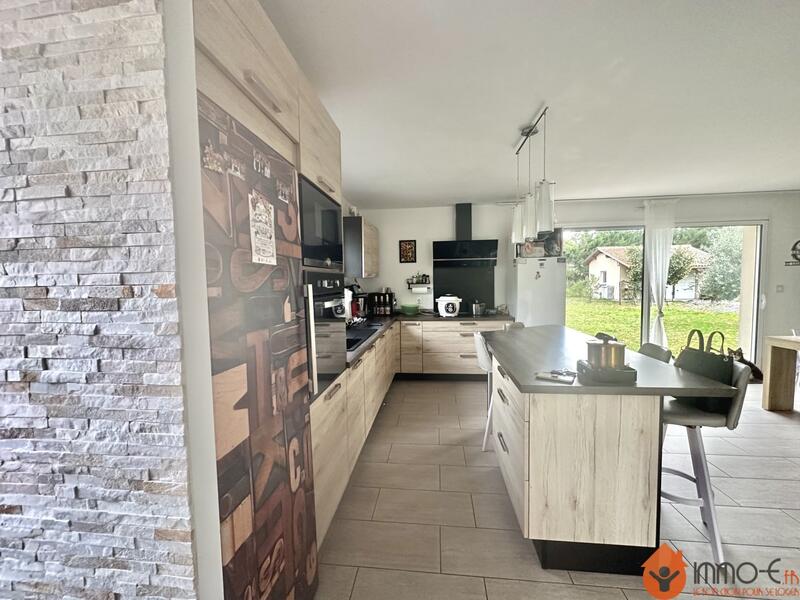 Maison - 125 m² - 7 pièces