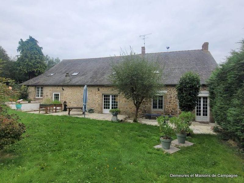 Demeure - 330 m² - 10 pièces