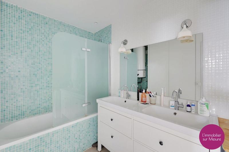 Maison - 80 m² - 5 pièces