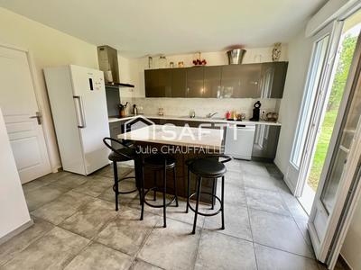 Maison - 101 m² - 6 pièces