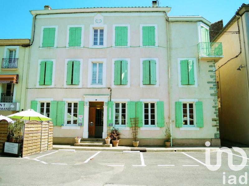 Maison - 480 m² - 16 pièces