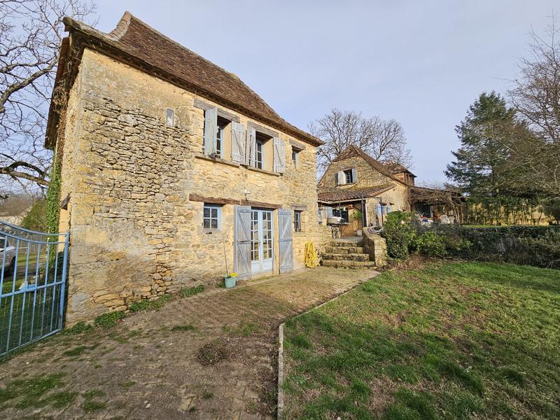 Maison traditionnelle - 240 m² - 7 pièces