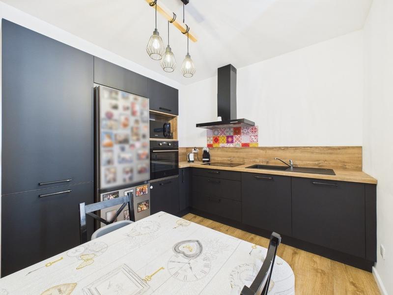 Appartement - 83 m² - 3 pièces