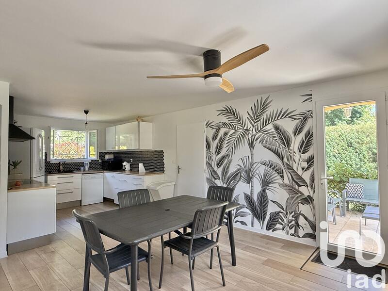 Maison - 104 m² - 5 pièces