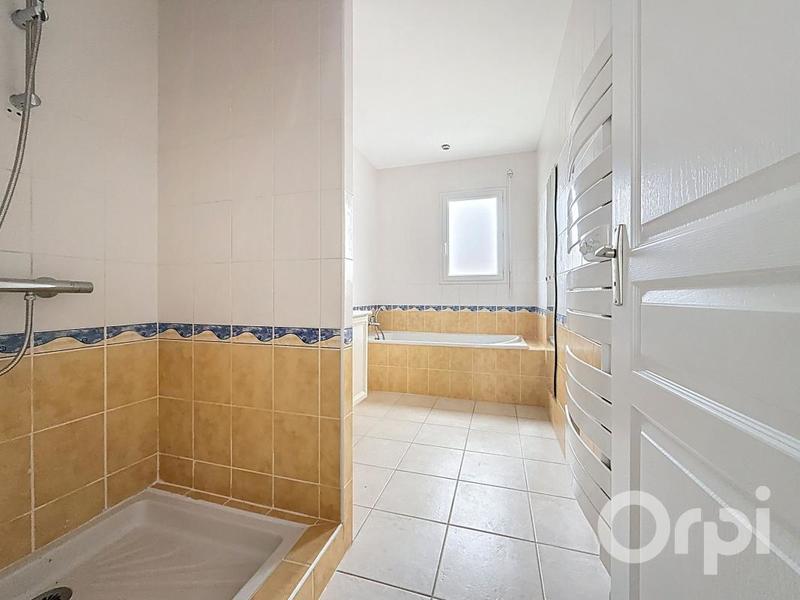 Maison de ville - 83 m² - 4 pièces