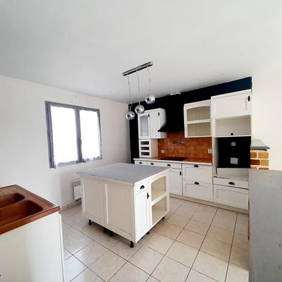 Maison - 120 m² - 5 pièces