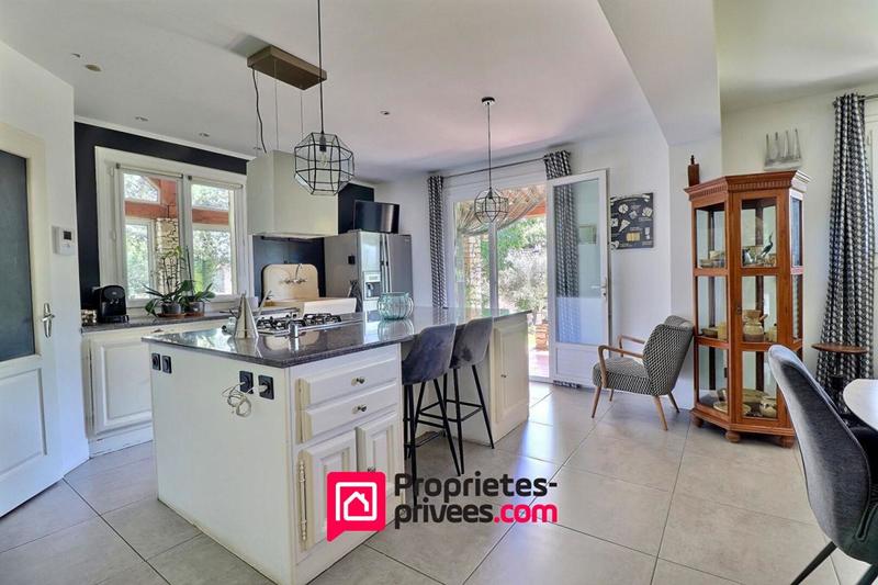 Villa - 210 m² - 9 pièces