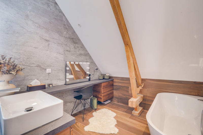 Maison - 180 m² - 6 pièces