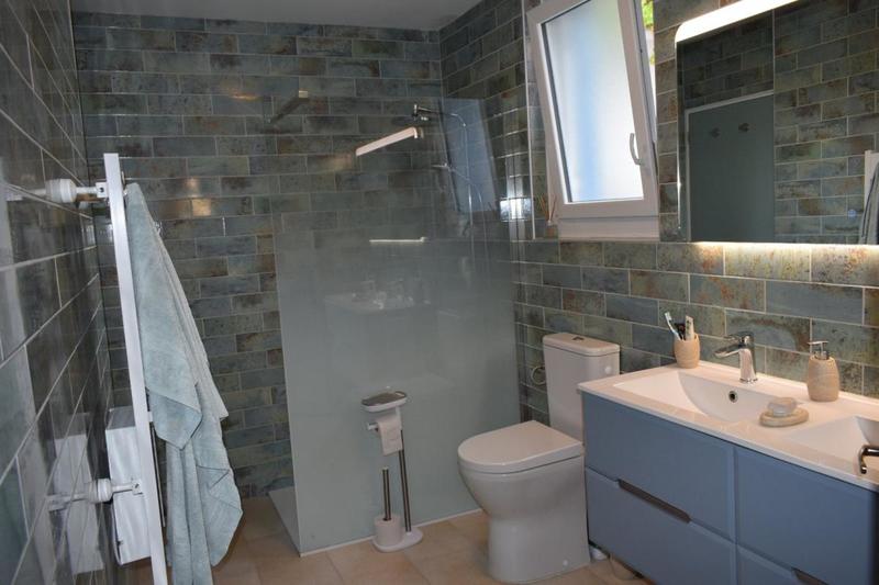 Maison - 140 m² - 9 pièces