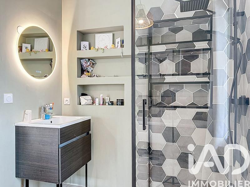 Maison - 197 m² - 6 pièces