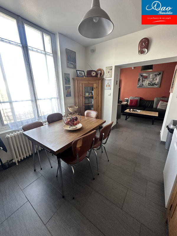 Maison - 79 m² - 5 pièces