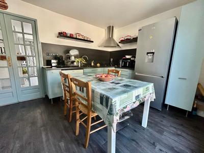 Maison - 110 m² - 5 pièces