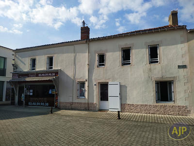 Immeuble - 181 m² - 10 pièces