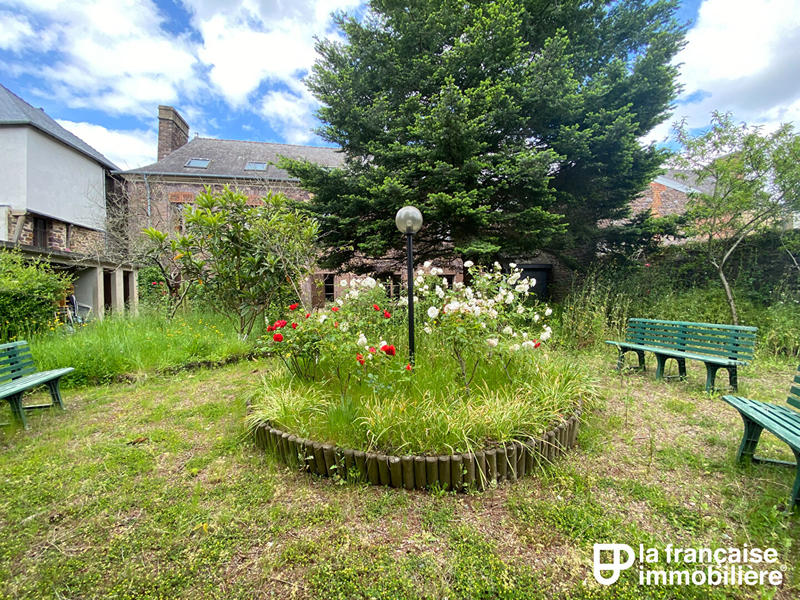 Maison - 262 m² - 14 pièces