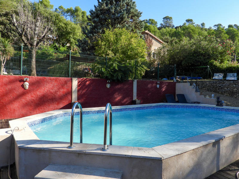 Maison - 272 m² - 9 pièces