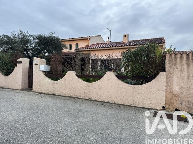 Maison - 122 m² - 4 pièces