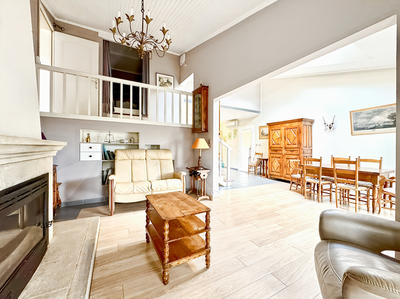 Maison - 96 m² - 5 pièces