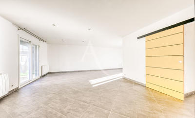 Maison - 75 m² - 5 pièces