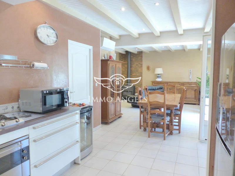 Maison - 98 m² - 4 pièces