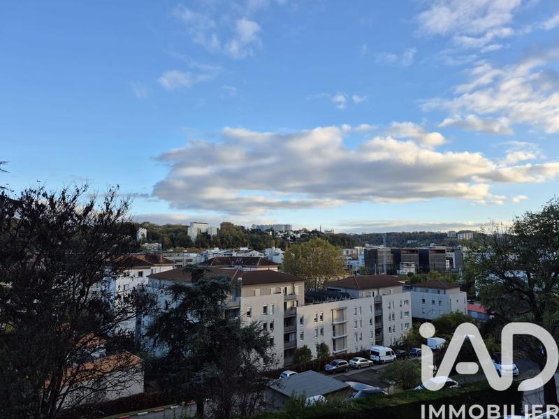 Appartement - 86 m² - 5 pièces