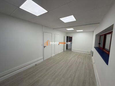 Local d'activités - 600 m²