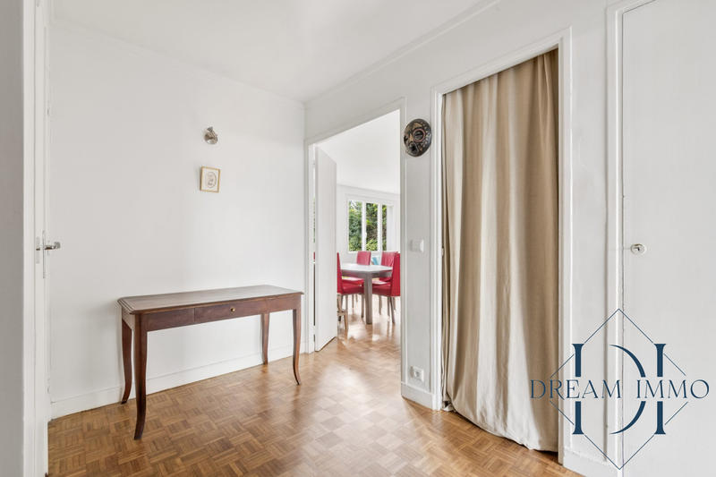 Appartement - 98 m² - 4 pièces