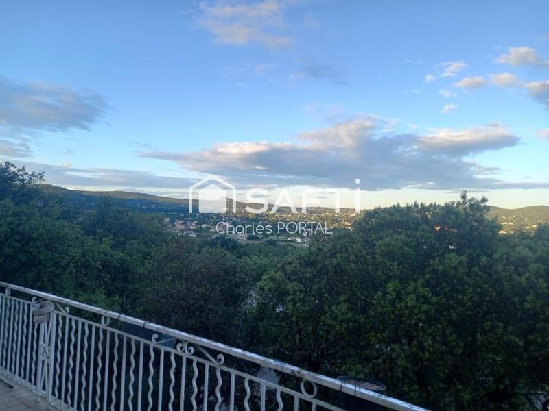 Maison - 140 m² - 4 pièces