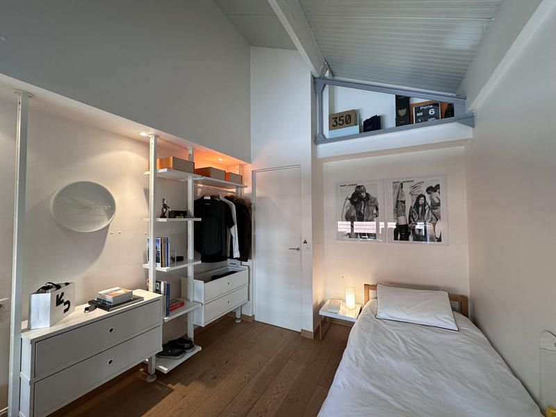 Loft - 137 m² - 4 pièces