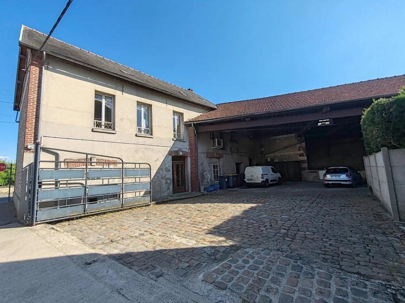 Immeuble - 240 m² - 11 pièces