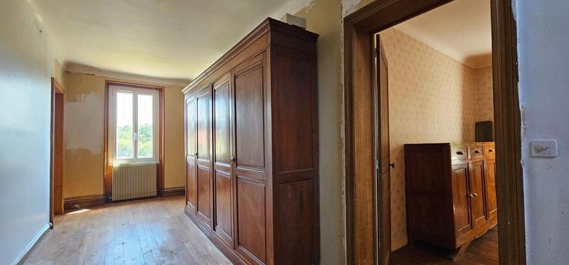 Maison - 208 m² - 7 pièces