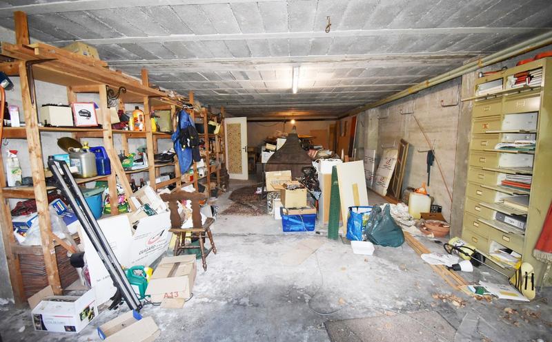 Maison - 183 m² - 9 pièces