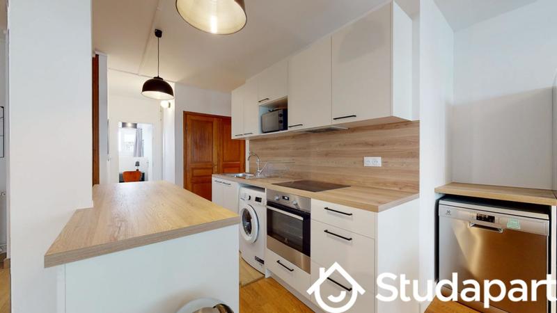 Chambre - 11 m² - 1 pièce