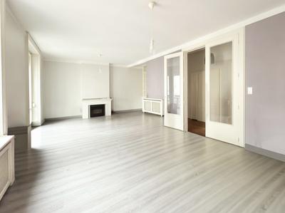 Immeuble - 235 m² - 3 pièces