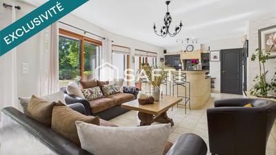 Maison - 280 m² - 8 pièces