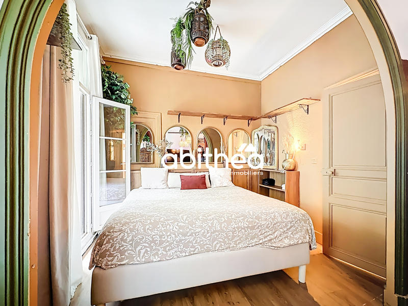 Immeuble - 382 m² - 10 pièces