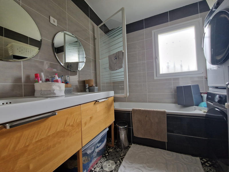 Maison - 127 m² - 5 pièces