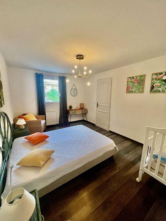 Maison traditionnelle - 160 m² - 6 pièces