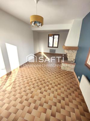 Maison - 90 m² - 5 pièces