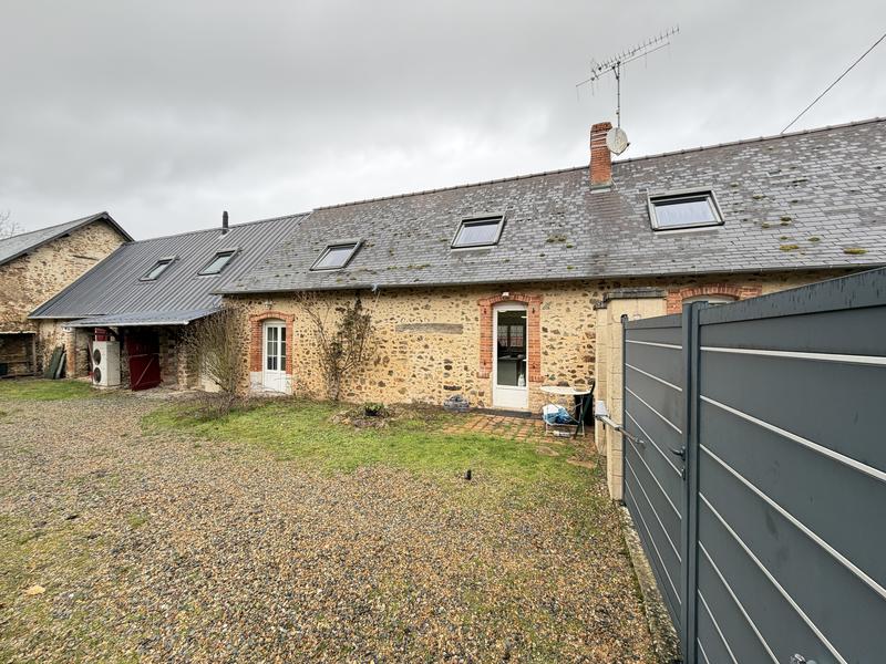 Maison - 145 m² - 8 pièces