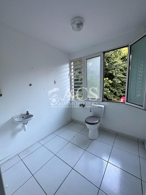 Local commercial - 178 m²