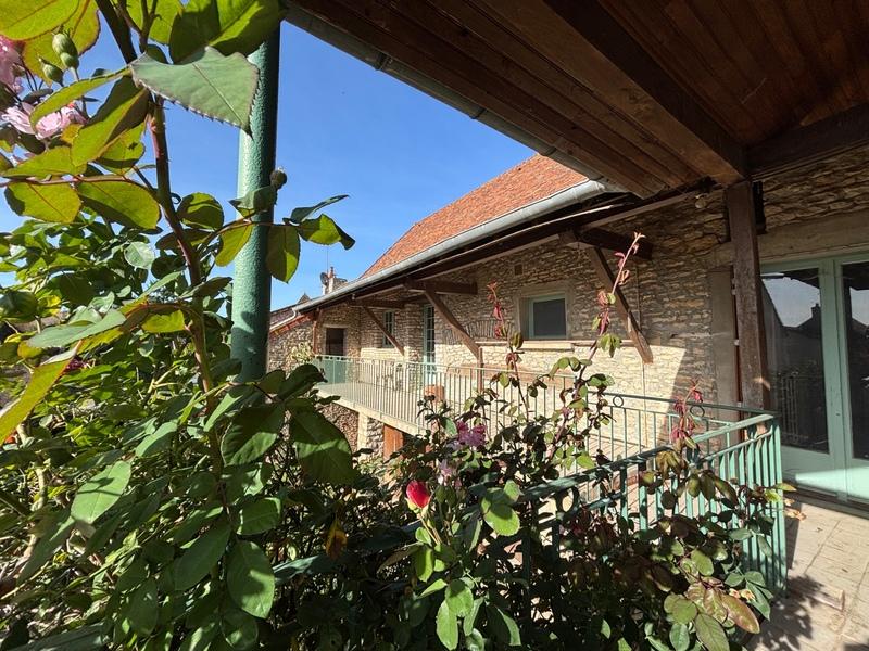 Maison - 159 m² - 6 pièces