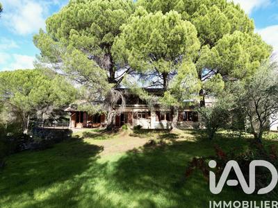 Maison - 155 m² - 5 pièces